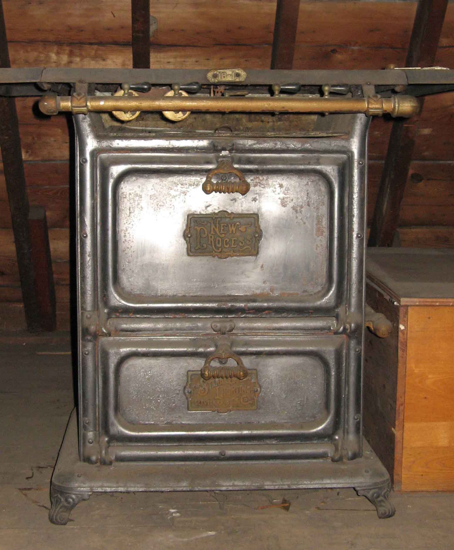 gas stove front.jpg